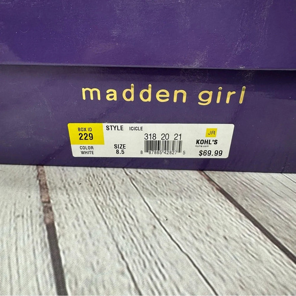 Madden Girl Icicle Women's Puffer Ankle Boots white sz 8.5 snow rain outdoor - Picture 7 of 7